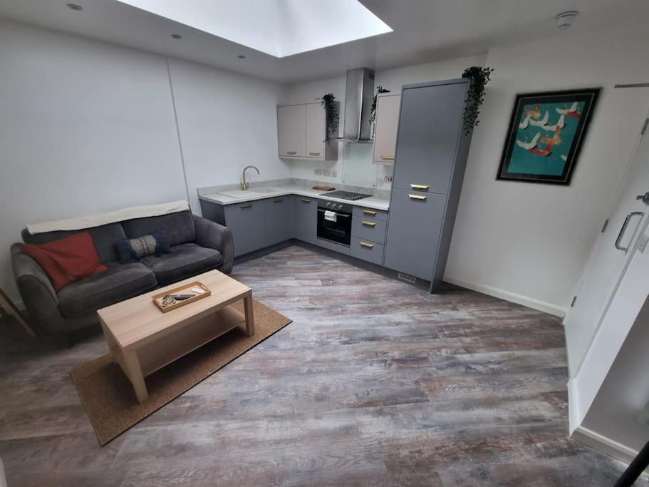 Brand New Ground Floor Centre Apartamento Kingston upon Hull